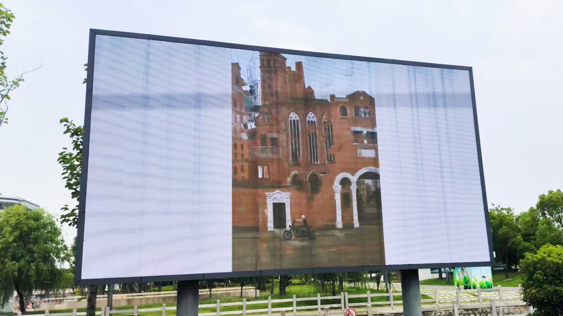 室外LED显示屏 室外LED显示屏